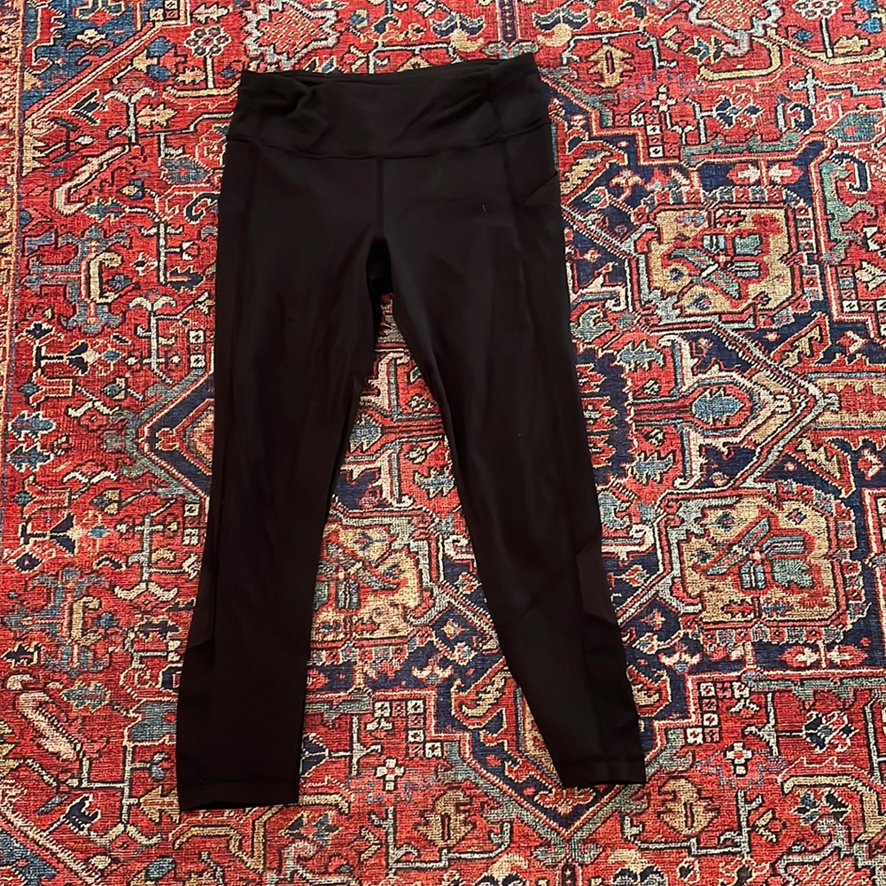 Lululemon 7/8 length workout leggings
